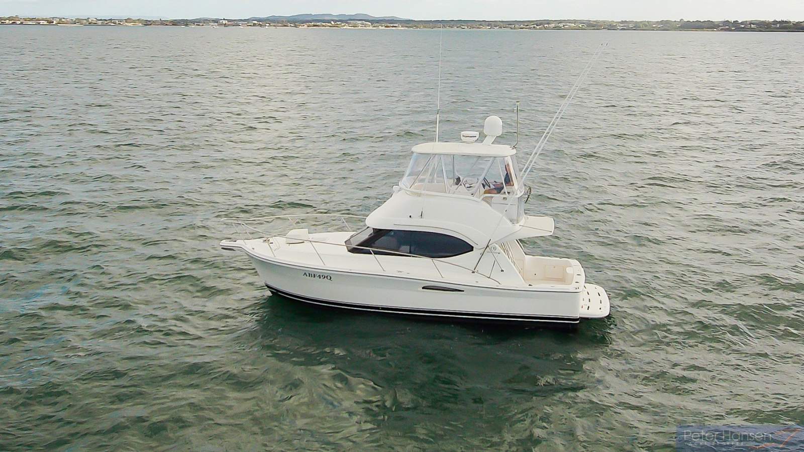 Riviera 33 Flybridge