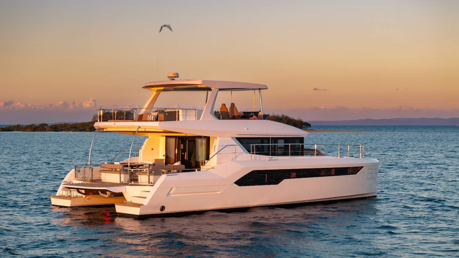 Leopard Catamarans 53 PC
