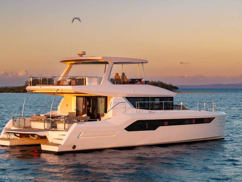 Leopard Catamarans 53 PC