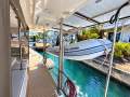 Leopard Catamarans 45:Tender / Davits