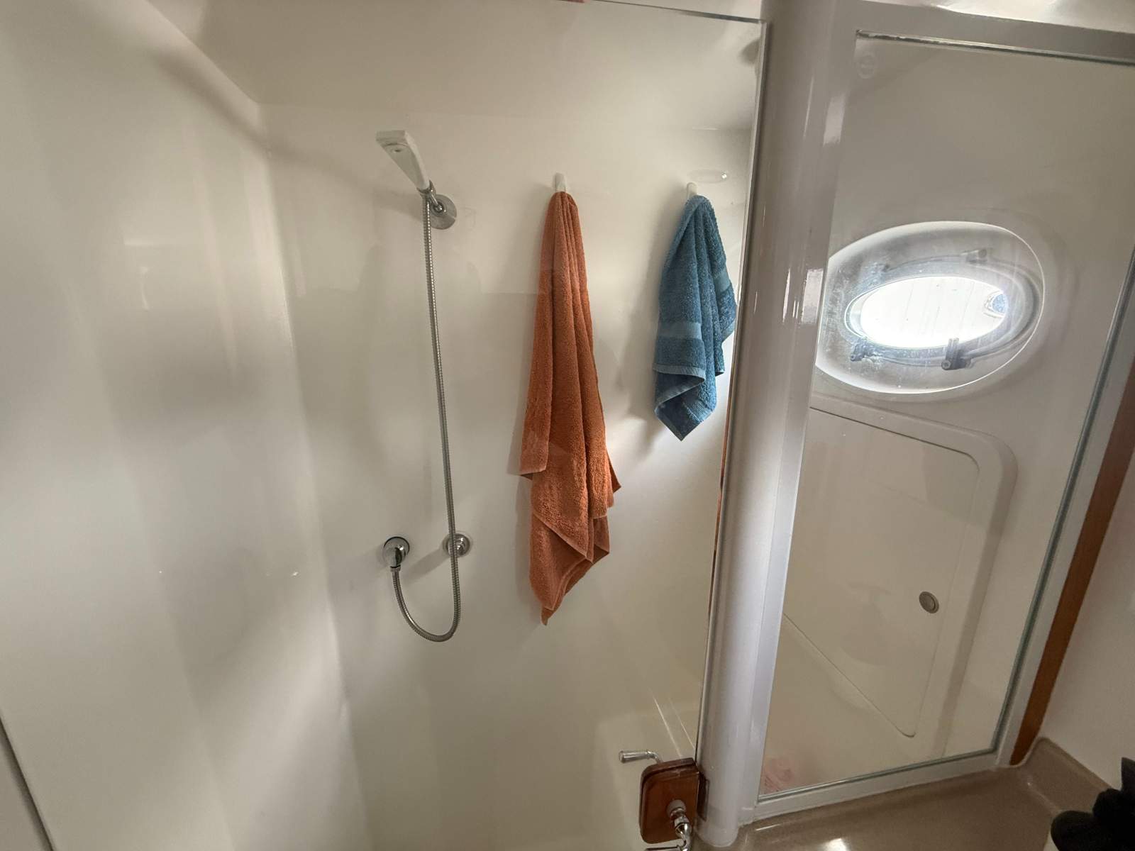 Halvorsen 38 Gourmet Cruiser &ndash; 2003 Belle