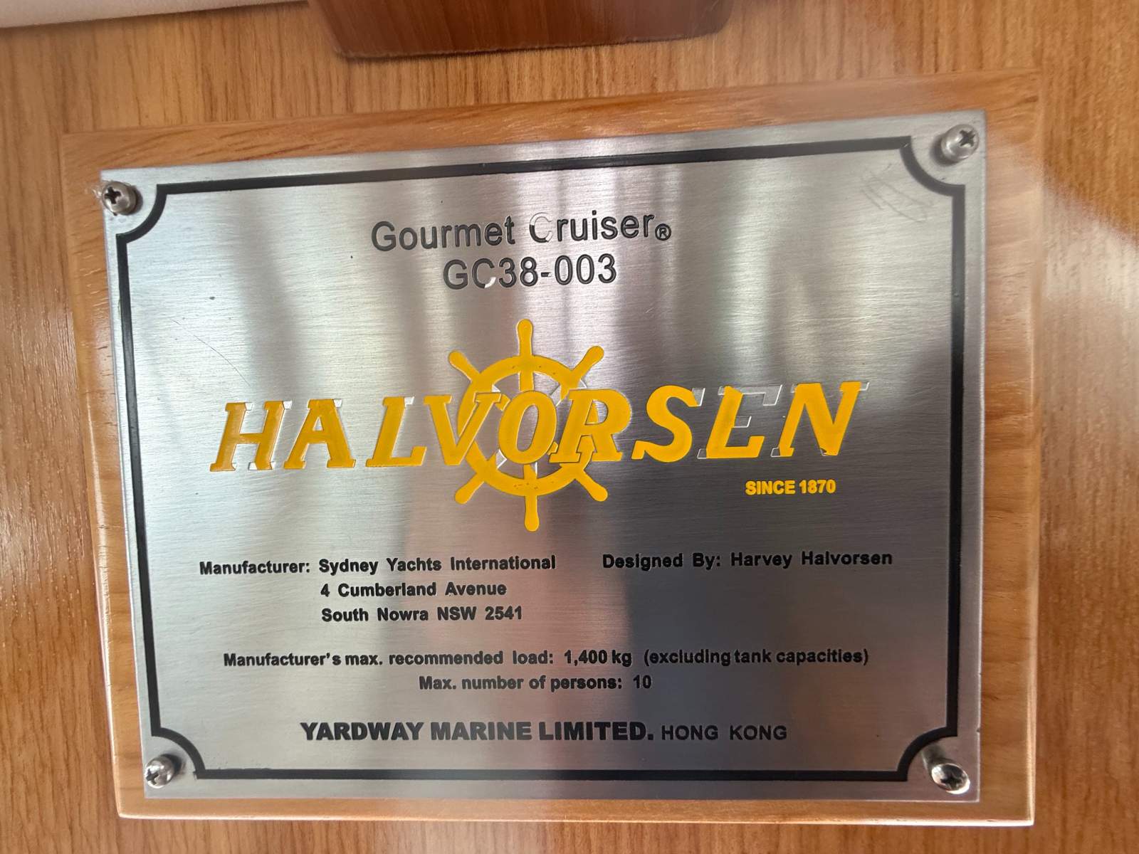 Halvorsen 38 Gourmet Cruiser &ndash; 2003 Belle