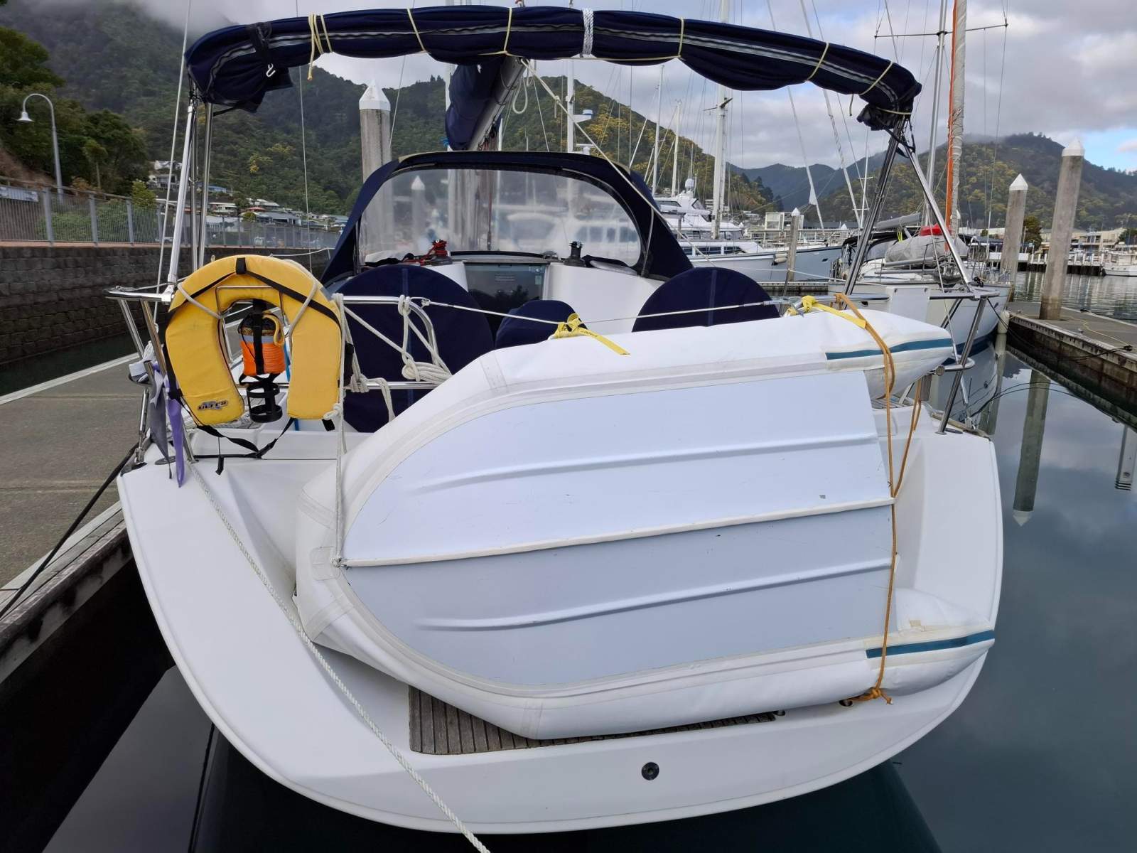 Jeanneau 39i
