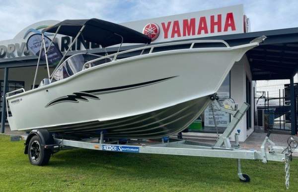 Aquamaster 5.30 Bow Rider - Looking for some Family Summer Fun