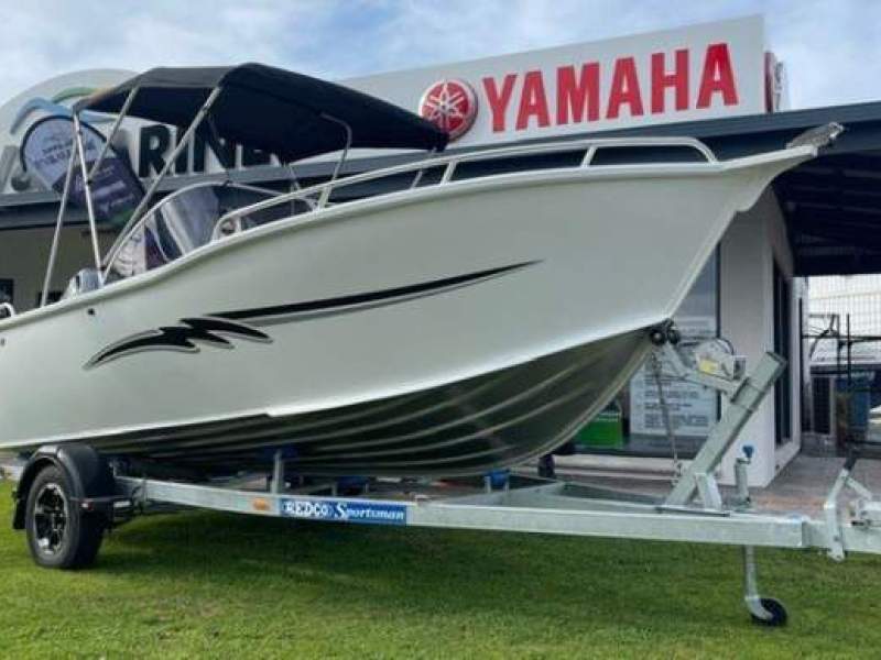 Aquamaster 5.30 Bow Rider