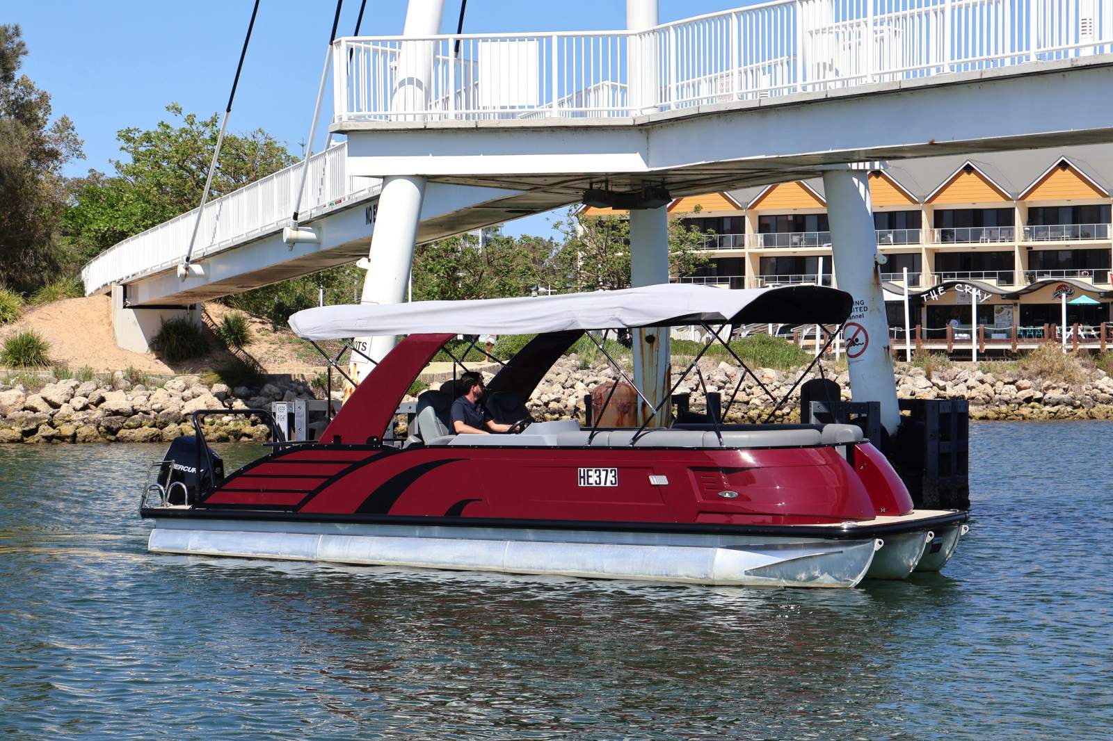 Kinocean Sports Pontoon 27ft