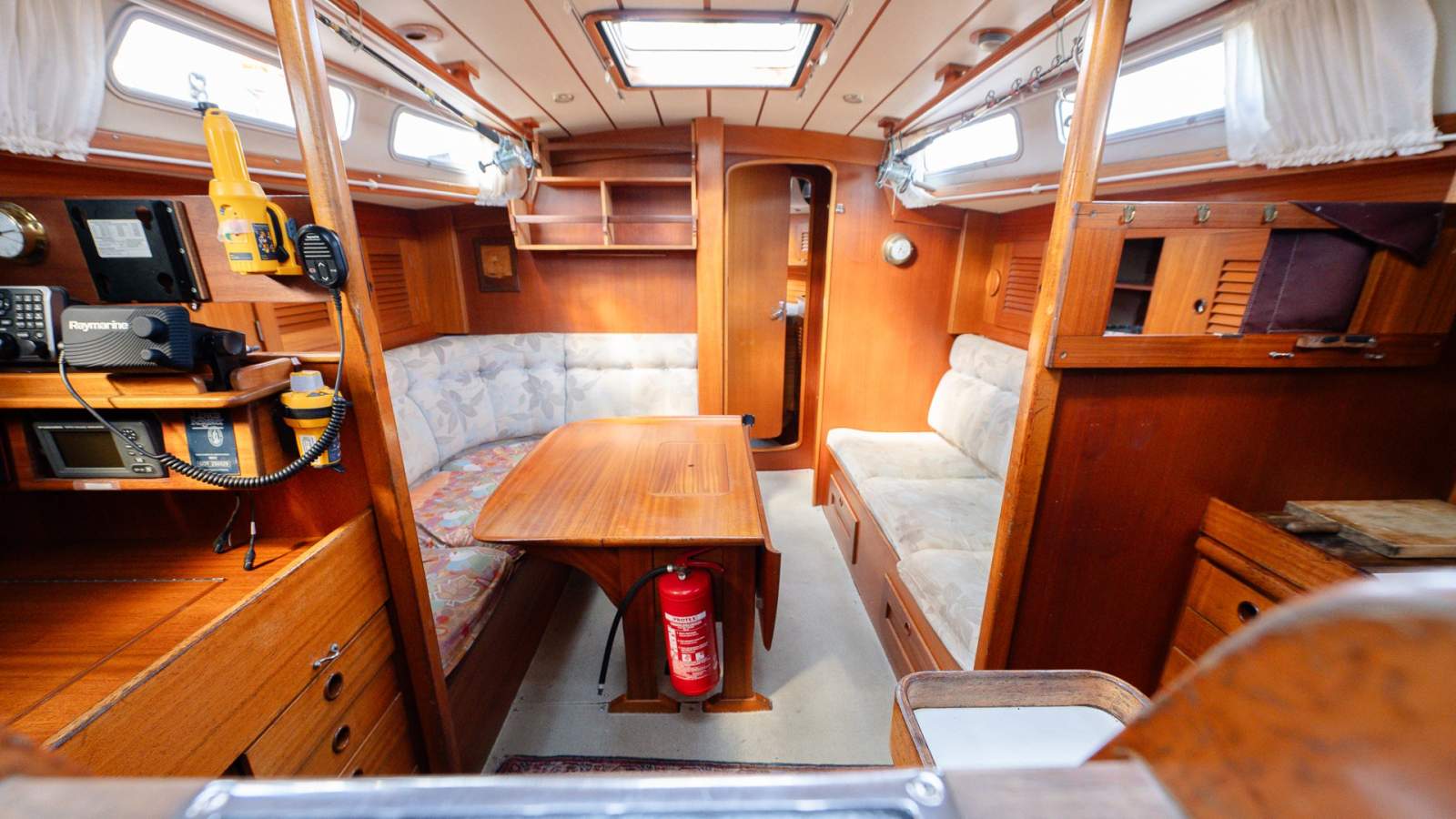 Hallberg-Rassy 39