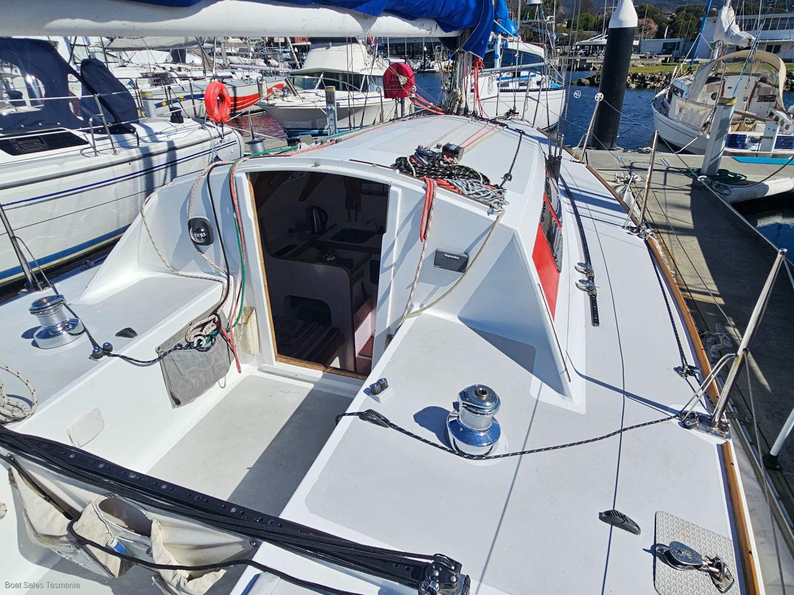 Kaufman 33 Club Racer Cruiser