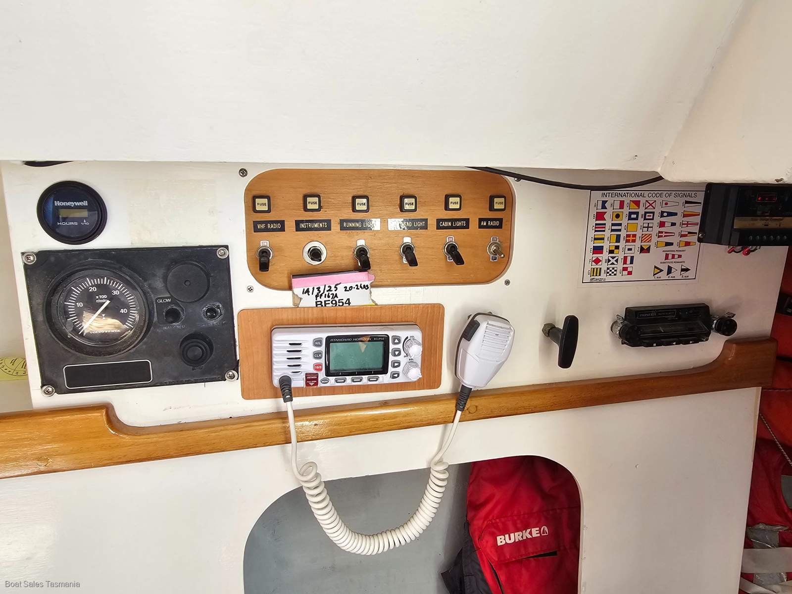 Kaufman 33 Club Racer Cruiser