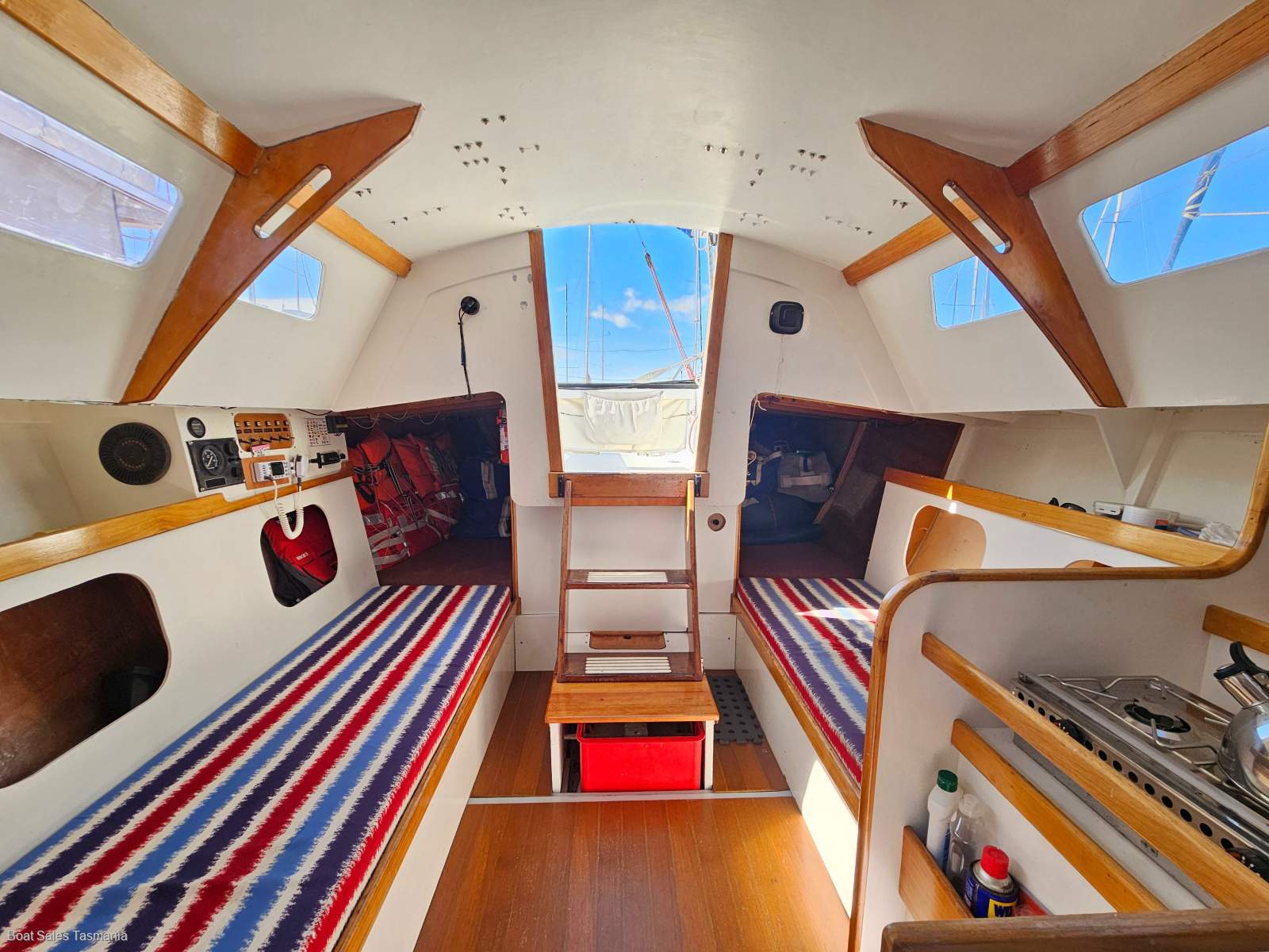 Kaufman 33 Club Racer Cruiser
