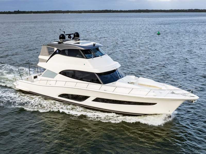 Riviera 64 Sports Motor Yacht