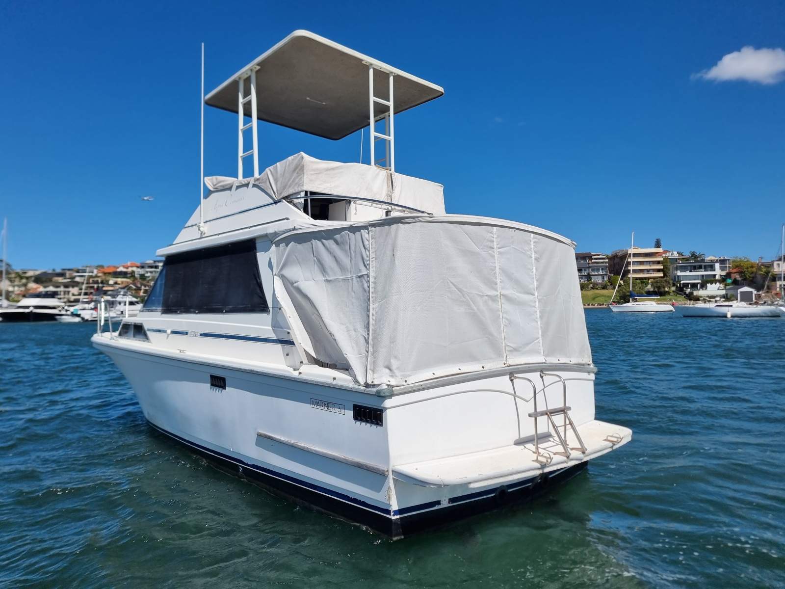 Mariner 31 Flybridge
