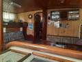 Hartley Fijian The perfect liveaboard:Saloon