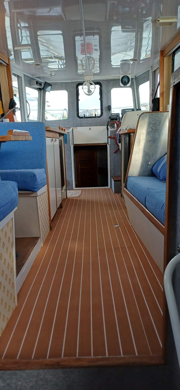 Phil Heaney 40 Aft Cabin:Looking Fwd