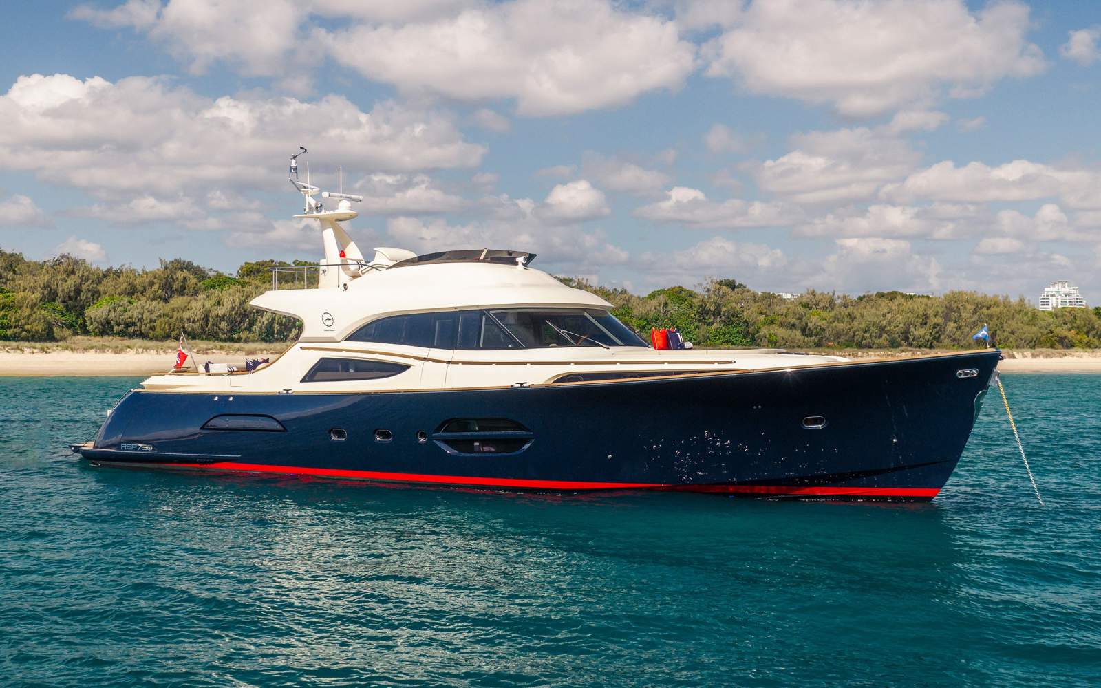 Mochi Craft Dolphin 74 Motor Yacht Major Refit 2025