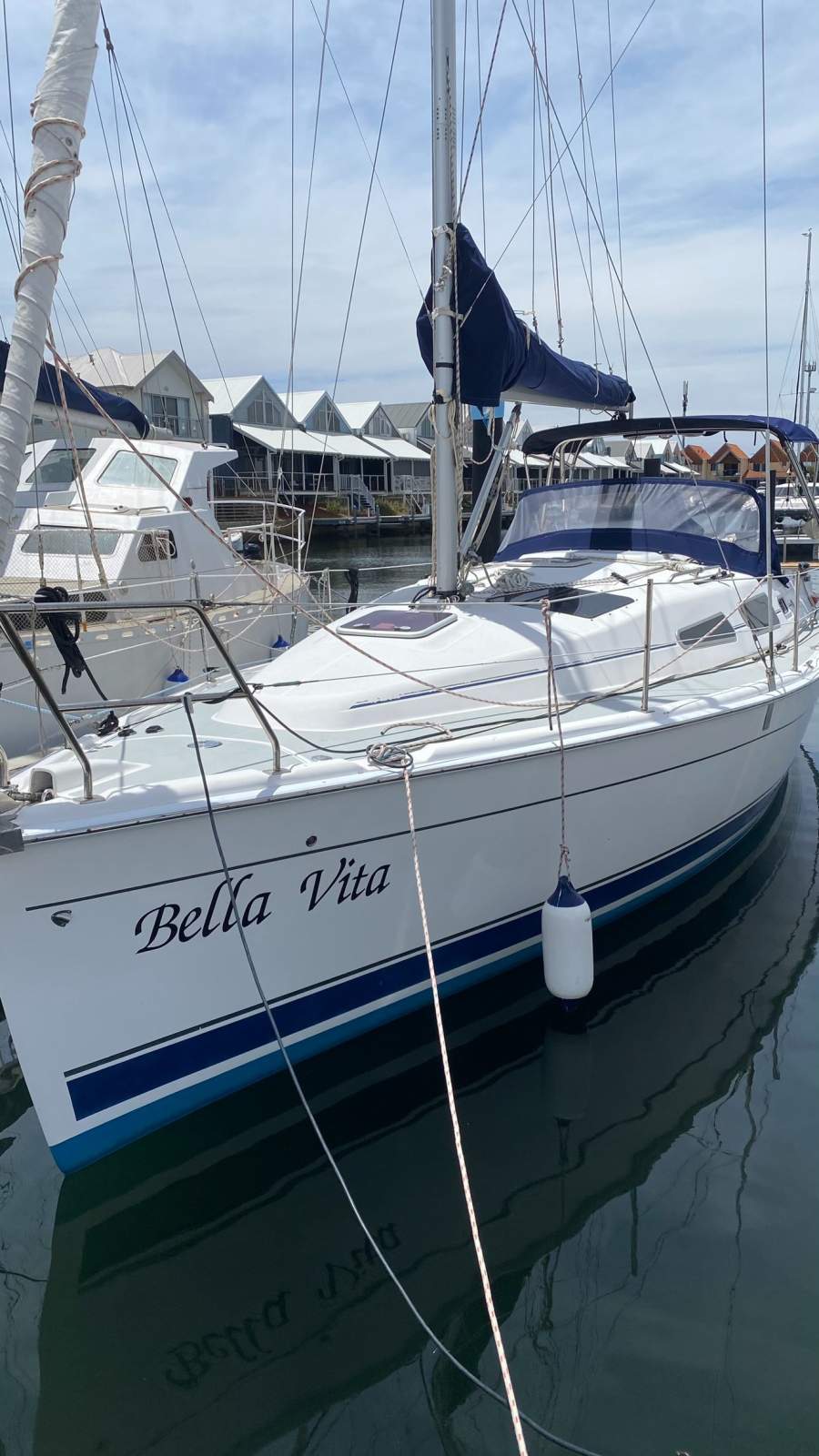 Hunter 33