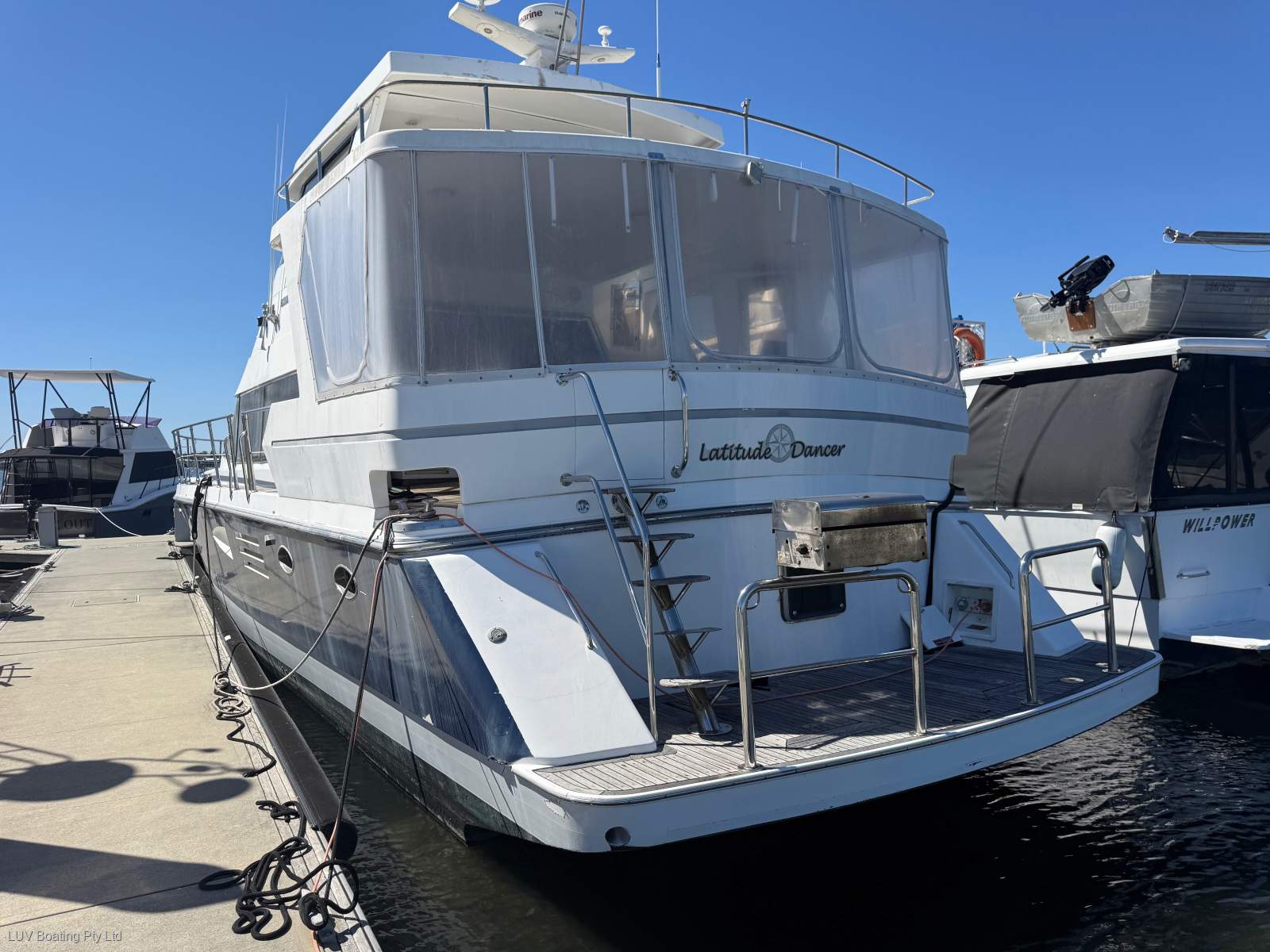 Johnson 55 Motor Yacht