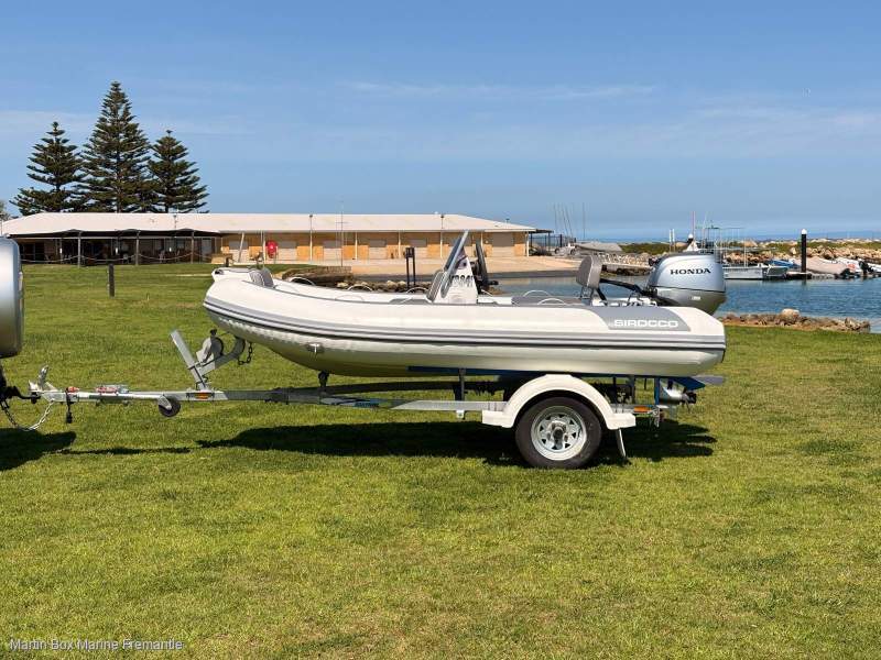 Sirocco A360L RIB-Alloy With Trailer