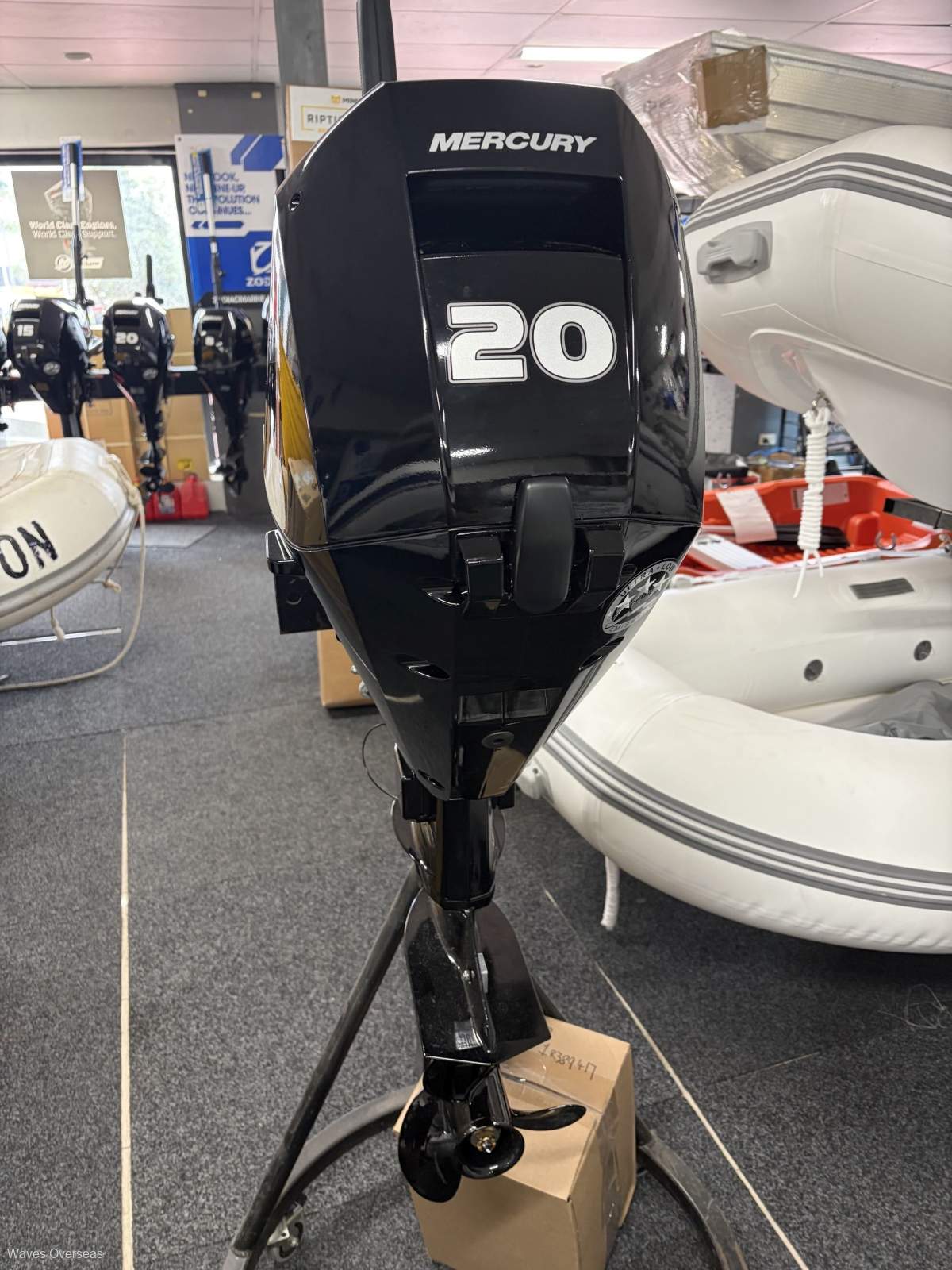 New New Mercury 20hp EFI short shaft 4 stroke