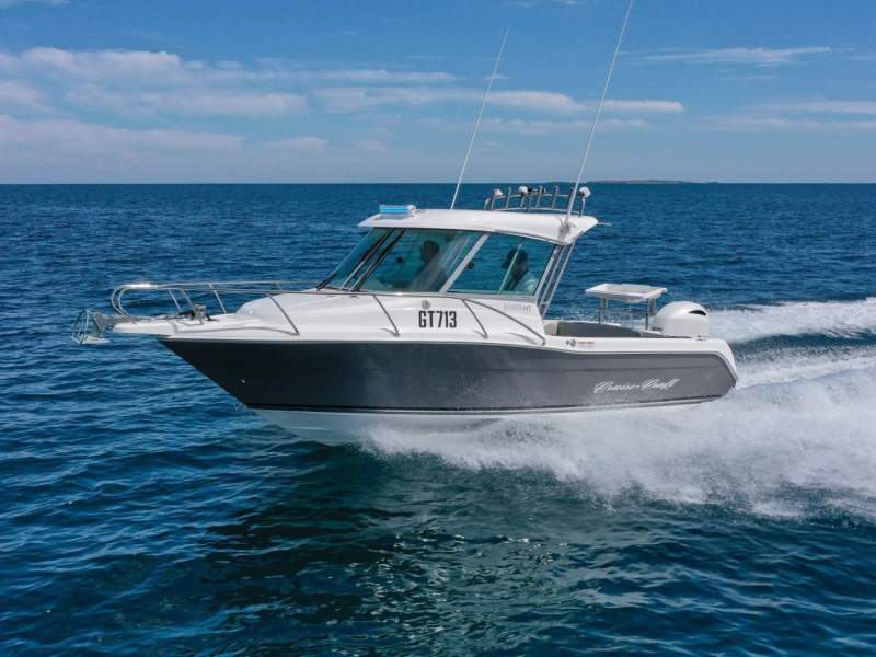 CruiseCraft Explorer 635 HT - Yamaha 200HP & Trailer