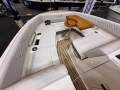 New Sea Ray 230 SDX OB:Bow seating to sunpad
