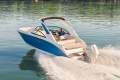 New Sea Ray 230 SDX OB:Sistership