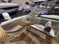 New Sea Ray 230 SDX OB:Luxury safe seating