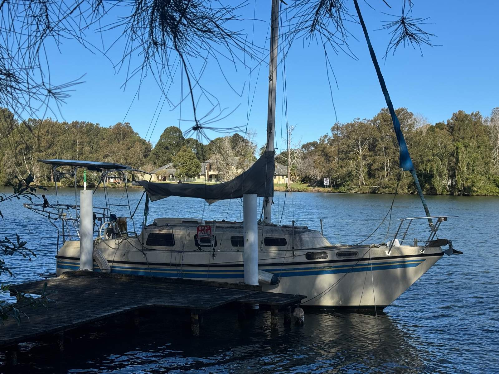 Roberts 25 AIS equipped