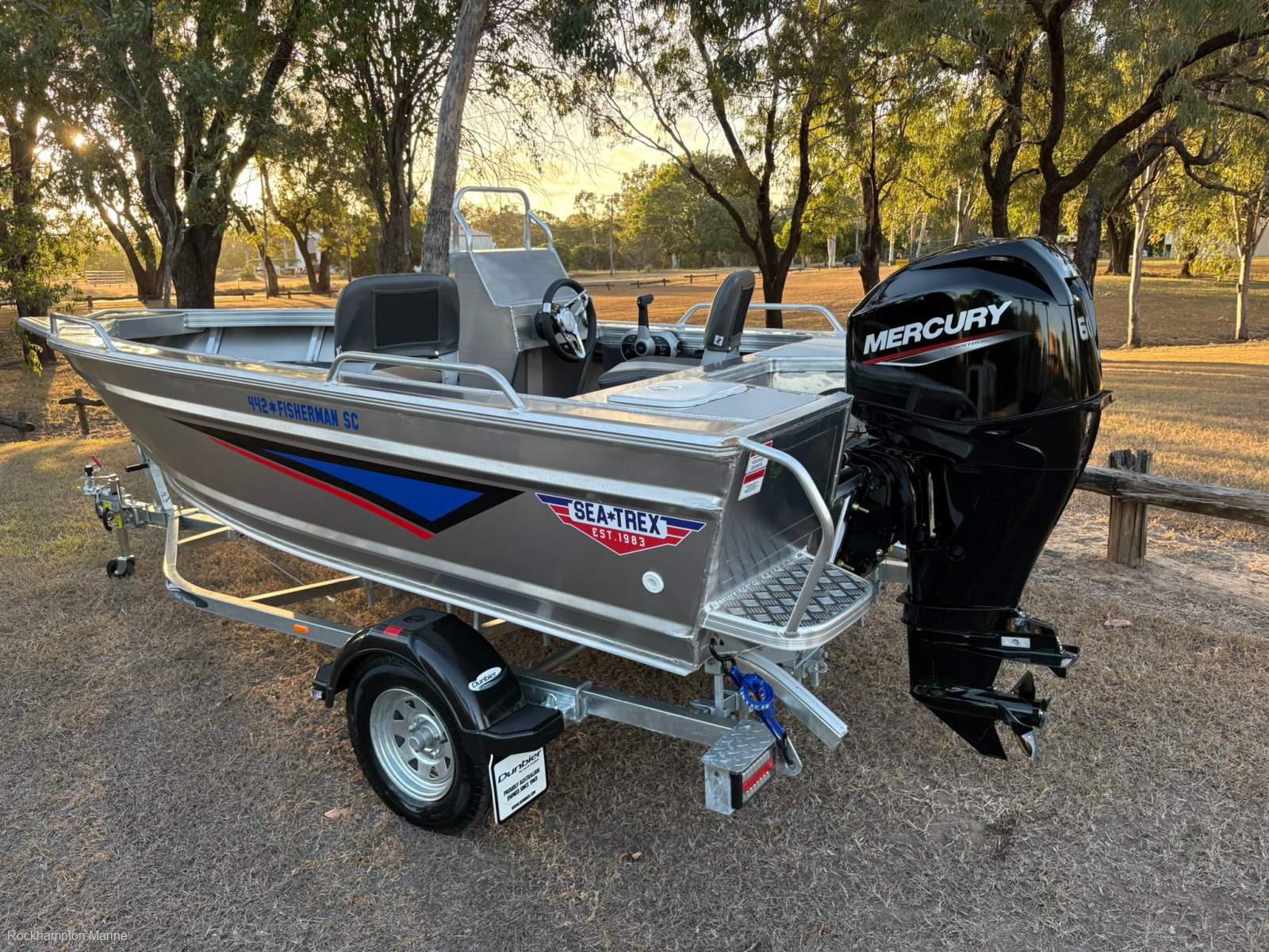 Sea-Trex 442 Fisherman Side Console BOAT PACKAGE IN STOCK NOW AT ROCKHAMPTON MARINE!!