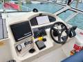 Cruisers Yachts 3375 Express