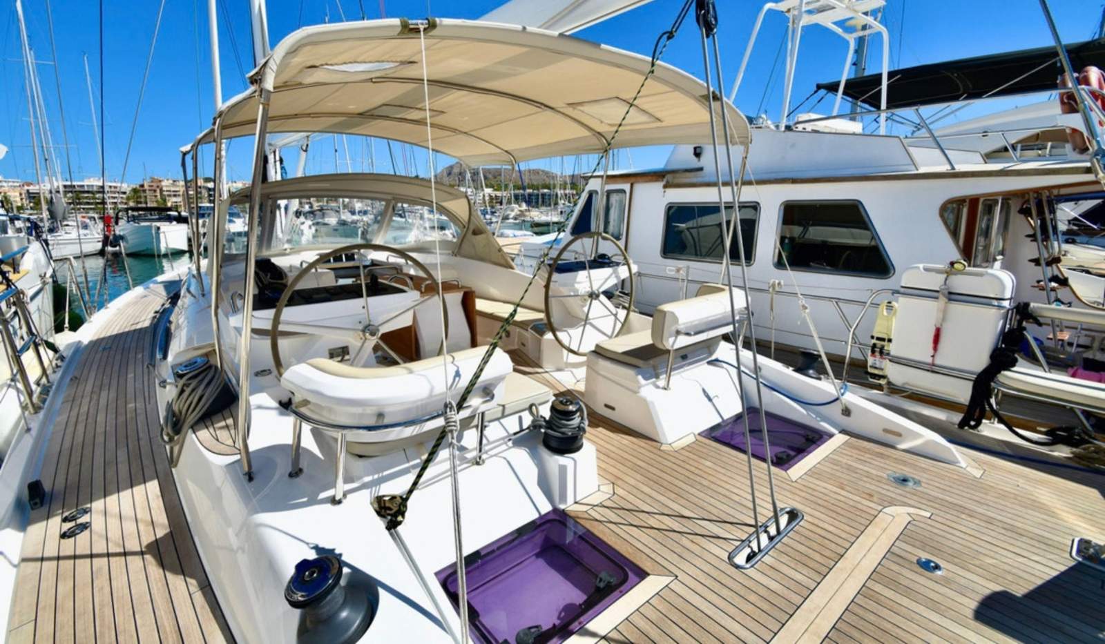 Oyster 495 Mayfly