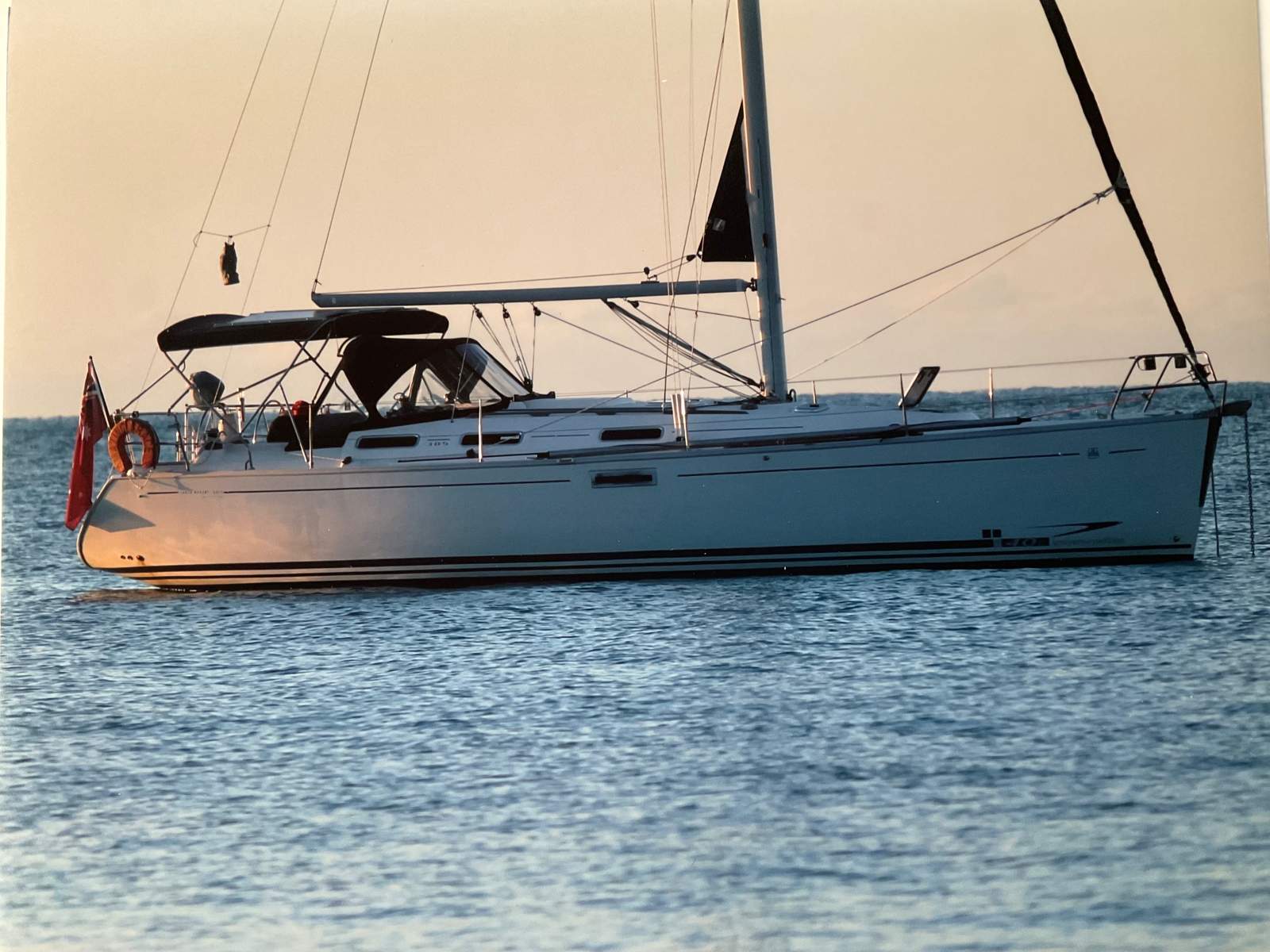 Dufour Grand Large 385:Hunter Island!