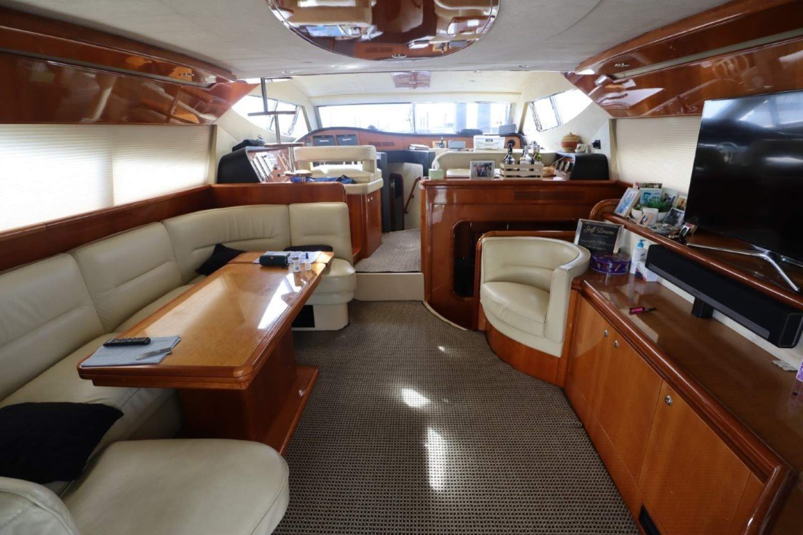 Ferretti 620