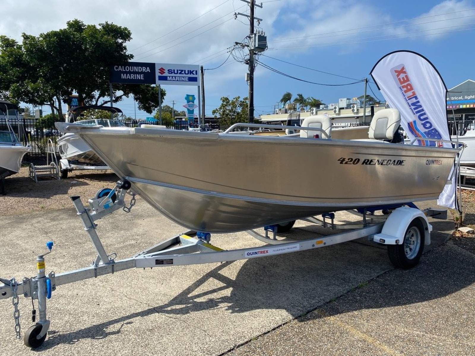 Quintrex 420 Renegade TS