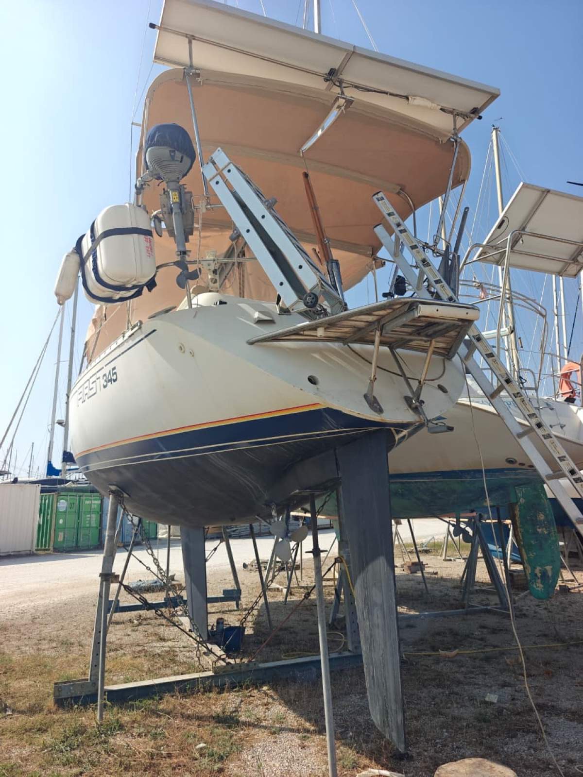 Beneteau First 345