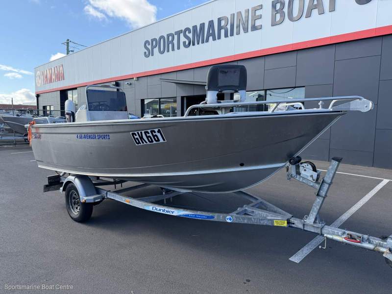 Sea Jay 4.68 Avenger Sports Side Console