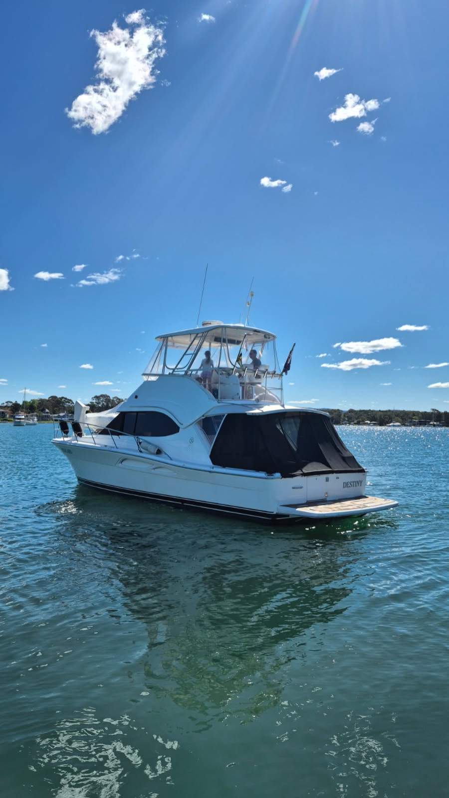 Riviera 40 Flybridge