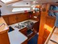 Zeston 36 PERFECT PILTOHOUSE CRUISER! HUGE UPGRADES!