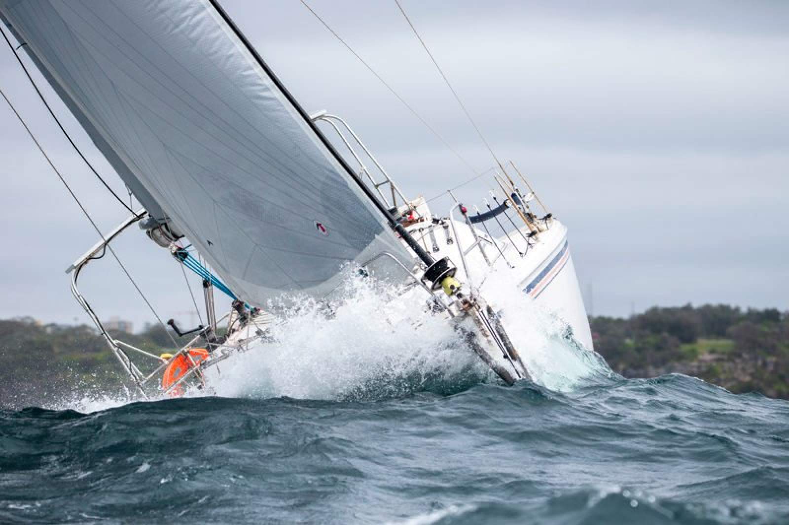 Northshore 370 Sport