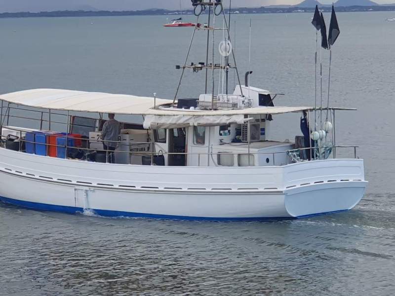 Pompie Crayfishing vessel