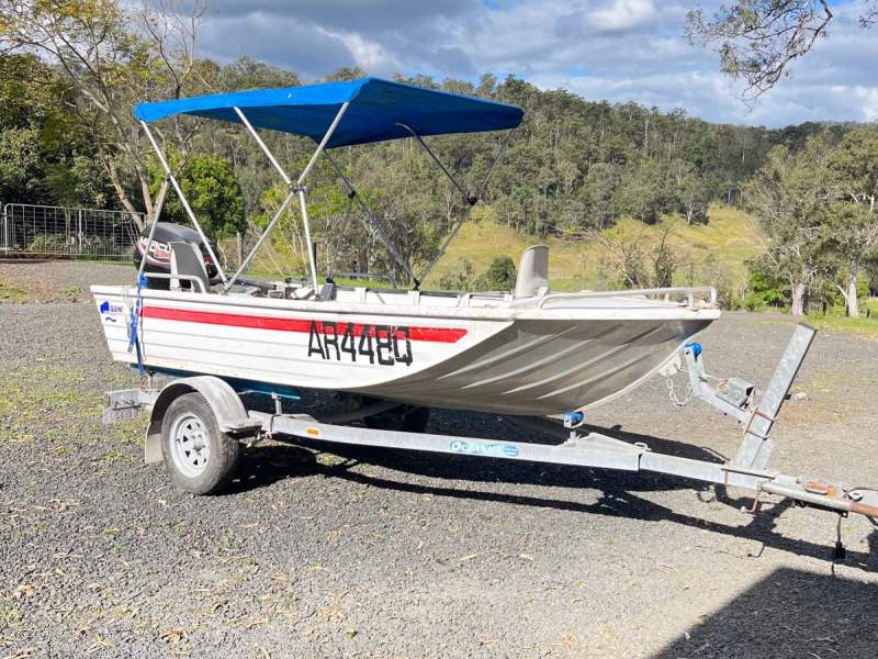 Quintrex 385 Explorer with Trailer