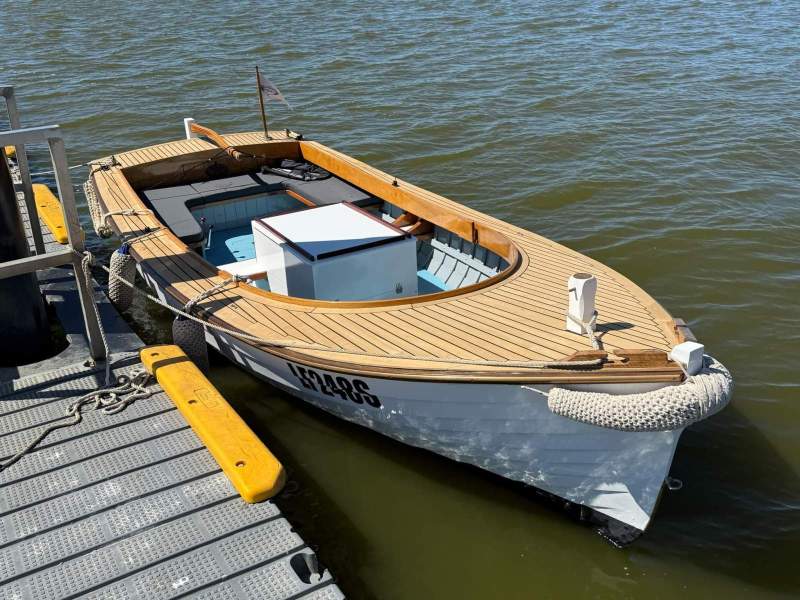 Wooden Clinker Putt Putt