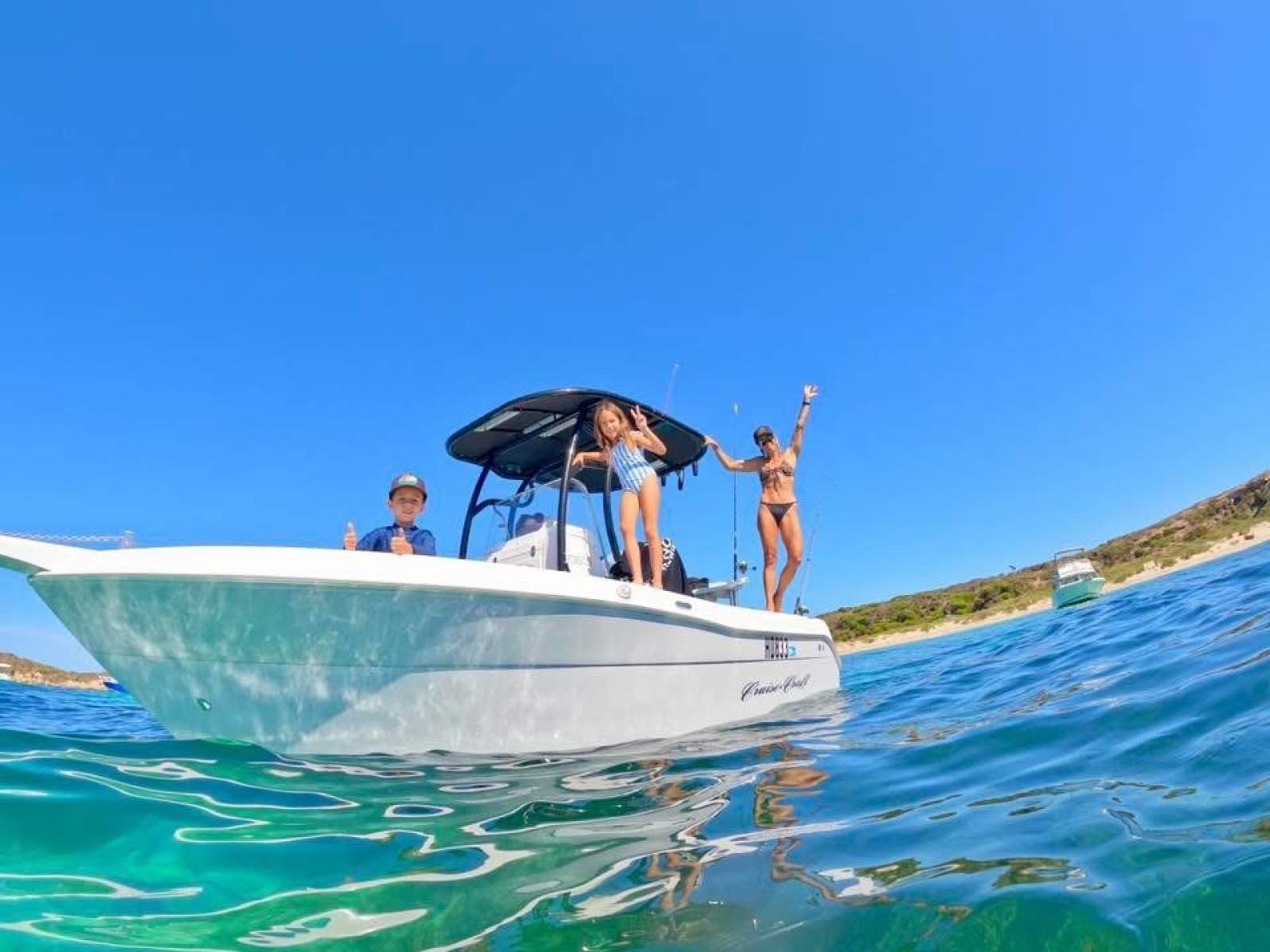 CruiseCraft F360S - Yamaha 150HP & Trailer