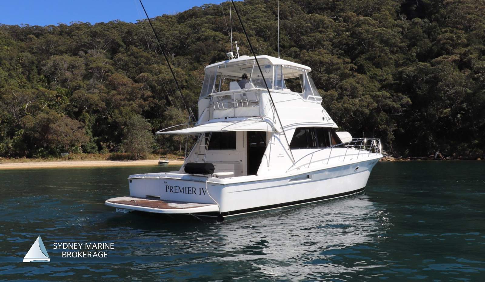 Riviera 43 Platinum:2 Sydney Marine Brokerage Riviera 43 Flybridge For Sale