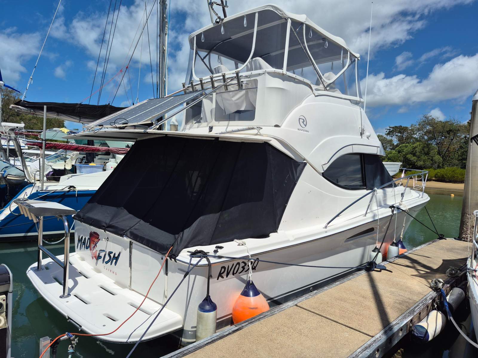 Riviera 33 Open Flybridge
