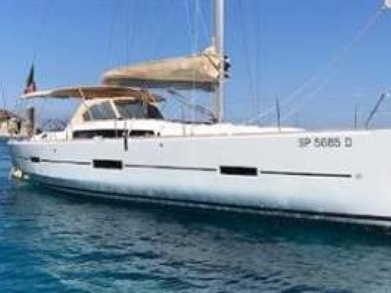 Dufour 460