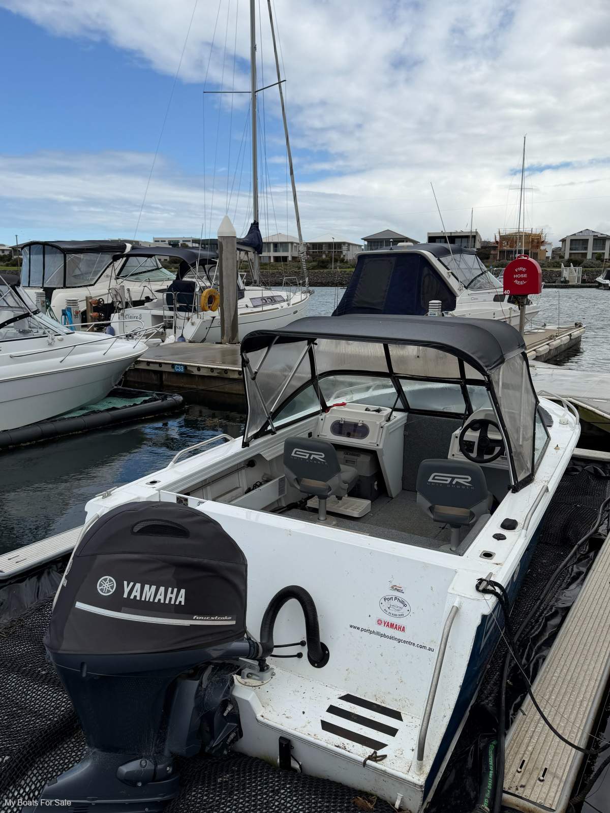 Stessco Gulf Runner 520
