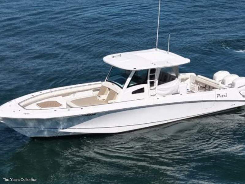 Boston Whaler 370 Outrage