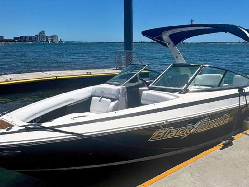 Regal 2300 Bowrider Exceptionally Well Maintained | Trailer Included