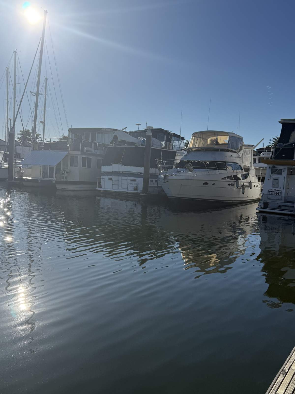 Marina berth Hope Island Marina